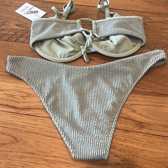 CAMILLE 2-PIECE BATHING SUIT. NWT - Picture 4 of 4